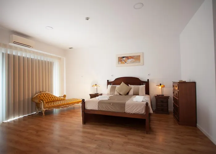 Solar D'azeiteira Hostel